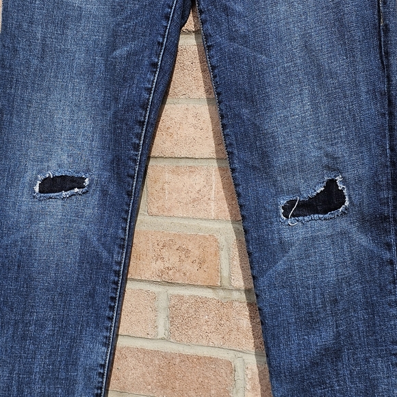 CAbi distressed jeans - Picture 4 of 10